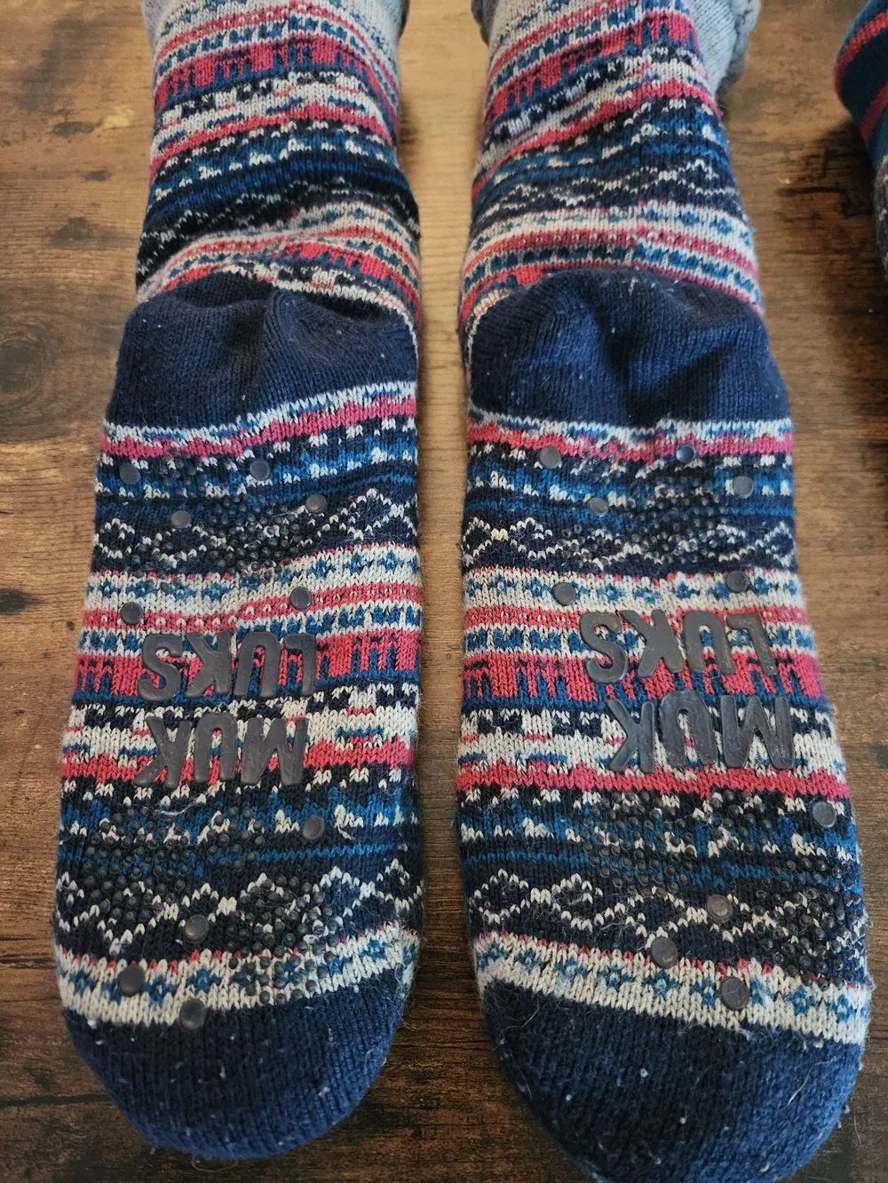 MUK LUKS Cozy Winter Slipper Sock Bundle (2 Pairs) EUC